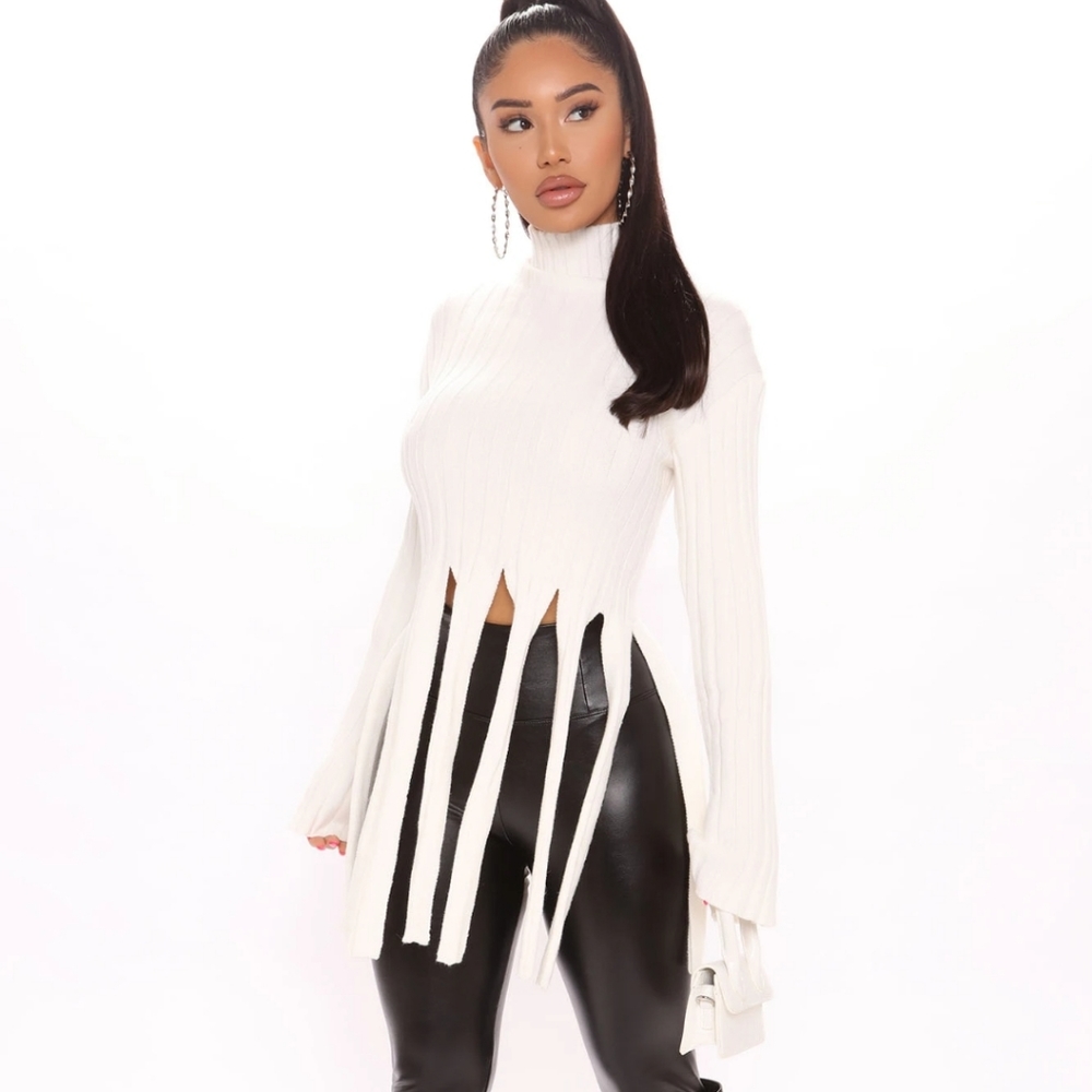 Fashion Nova women's sweater
